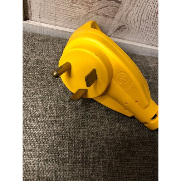 Camco 55185 Power Grip Dogbone Electrical Adapter 30 Amp Male to 50 Amp Female - Picture 5 of 6